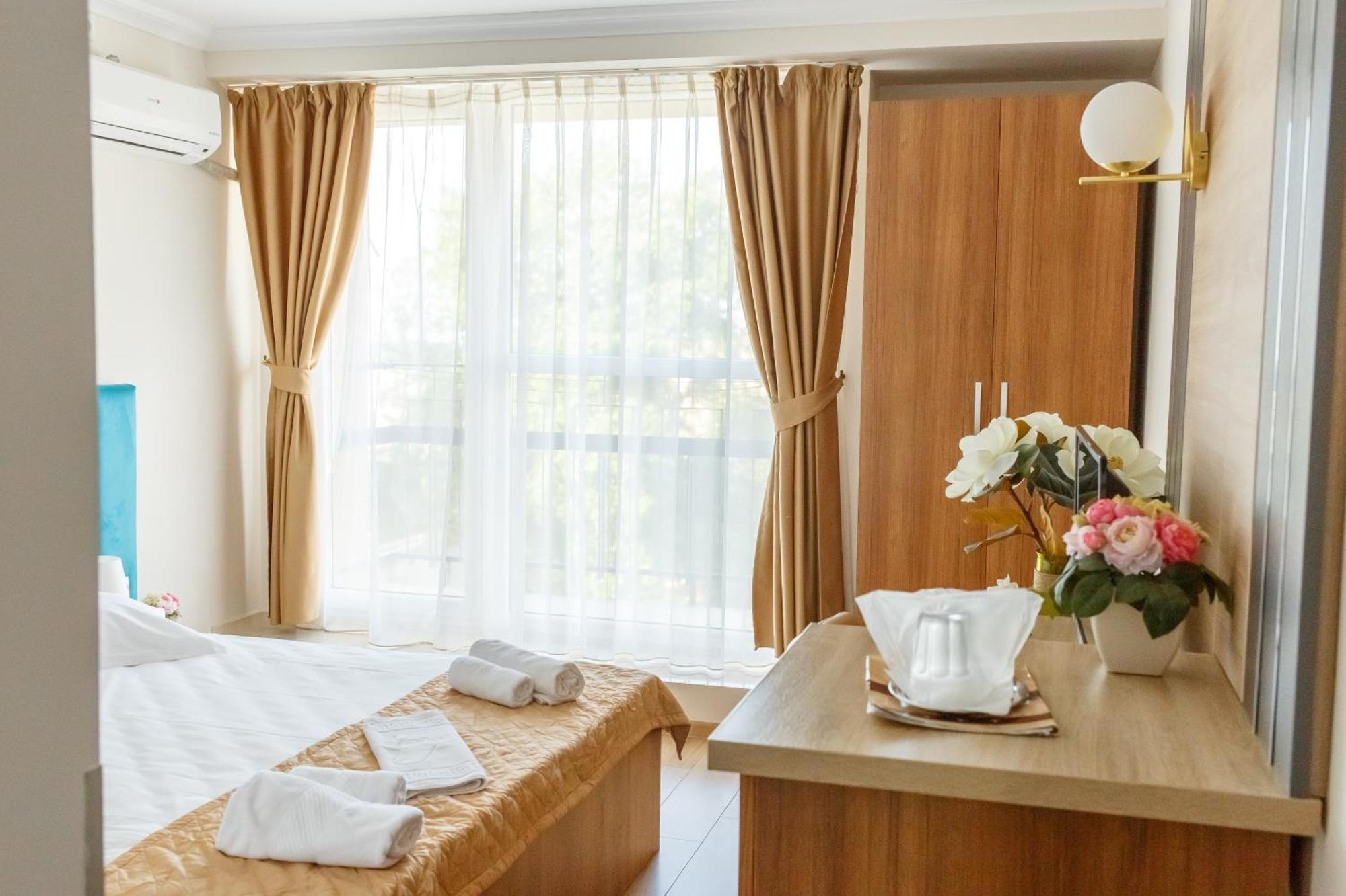 Astoria Patria Hotel มามายา ภายนอก รูปภาพ